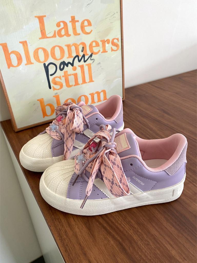 2025 spring and autumn new thick-soled shell head board shoes women's niche non-collision bread shoes ins trendy versatile little white shoes