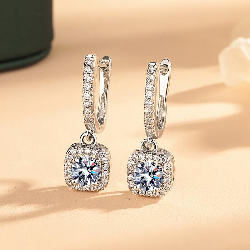 New 925 Sterling Silver Stud Earrings AAA Zircon For Women Fashion Exquisite Student Girlfriend Jewelry Accessories GiftsGood product