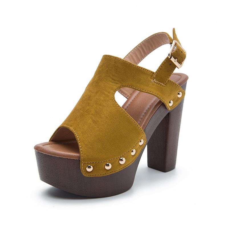 New Style Buckle Sandals, Rivets, Thick Soled Women's High Heels, Fish Mouth Sandals, Versatile External Wearing Sandals