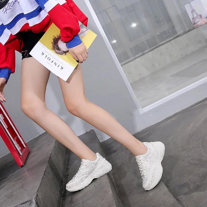 Módní Dámské Vycházkové Boty Nejvyšší Kvality 2025 Nové Dámské Ležérní Boty Silná Podrážka Kamínky Prodyšné Lesklé Daddy Shoes Dámské Tenisky