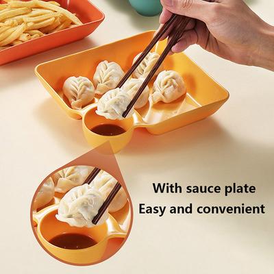 Stor fyrkantig dumplingtallrik med plats för vinäger, snackfat, kreativt separerad