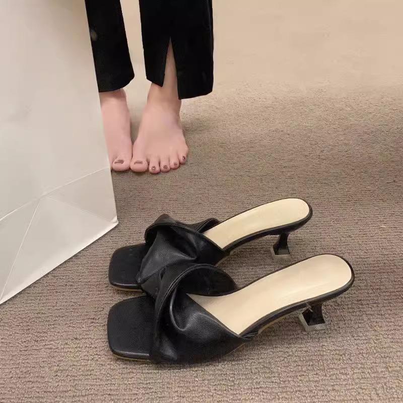 

2025 spring and summer new simple high-heeled sandals cat-heeled high-heeled shoes French women s half-slippers 42 чорний