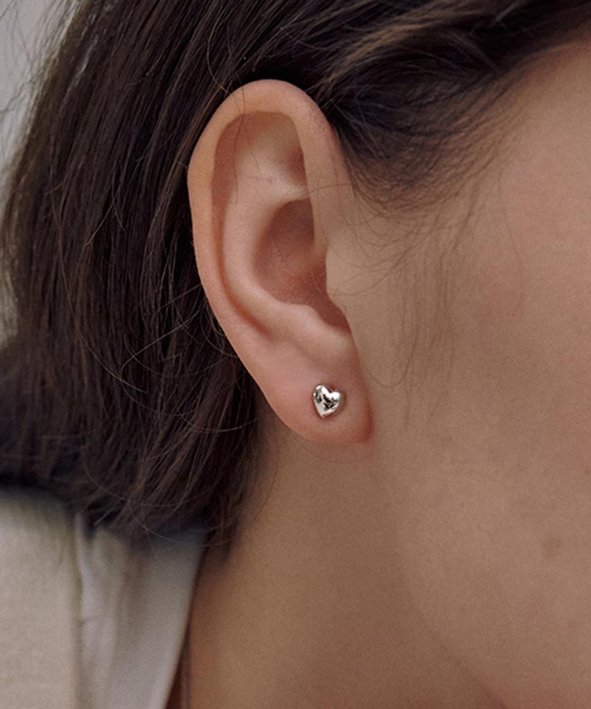 Akarki 925 Silver Mellow Heart Earrings