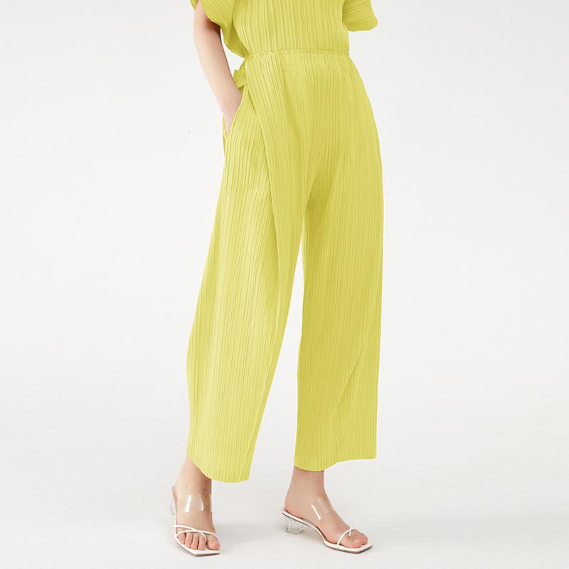 Miyake Women's Solid Color Slim Drape Straight Pants - New Spring/Summer 2025 Collection