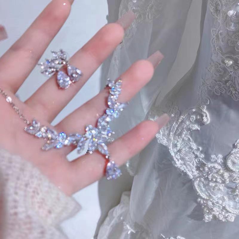 

Chao Xiaobai 925 Sterling Silver Wheat Ear Necklace: Sparkling Diamond, Elegant Design, Lucky Flower Branch, and Fairy-Inspired Collarbone Chain