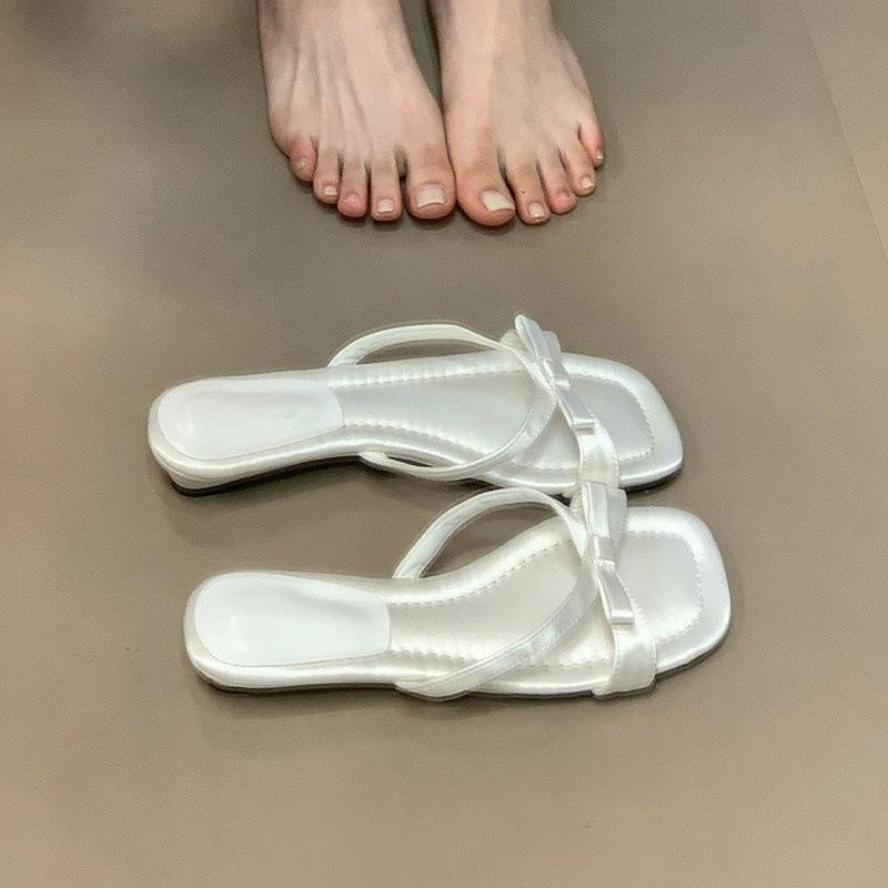 Niche design is not tired of feet, sweet open-toed sandals, fairy wind 2025 summer new slippers
