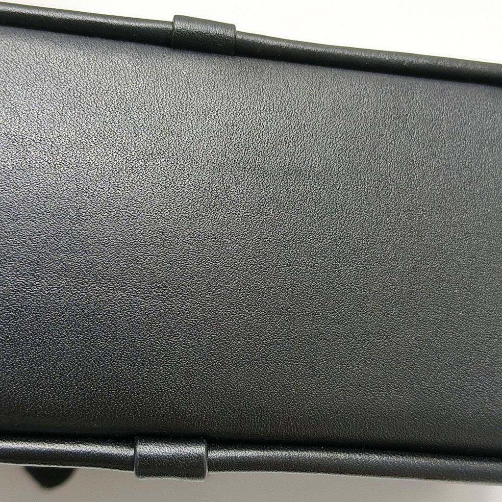 [Pre-Owned] Wyatt 20 Brand Logo Zipper Closure Coated Canvas Crossbody Bag Small - Excellent #1XH0MT6