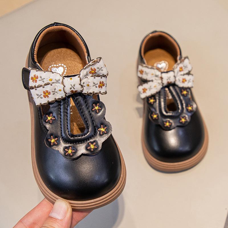 Girls Princess Small Leather Shoes 2025 Spring and Autumn New Children's Shoes Bohemian Girls Soft-soled Floral Beanie Shoes
