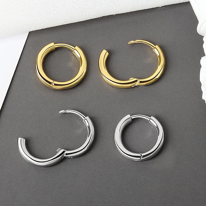 Minimalist Geometric Metal Circle Stud Earrings Elegant Versatile Fashion Jewelry For Women Daily Wear