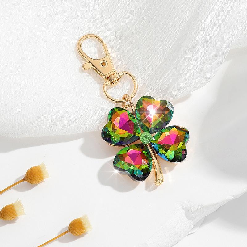 Luxury Fashion Glass Four-Leaf Clover Shape Keychain Pendant Accessory, Perfect For Women'S Car Keys, Bags, And Gift Giving