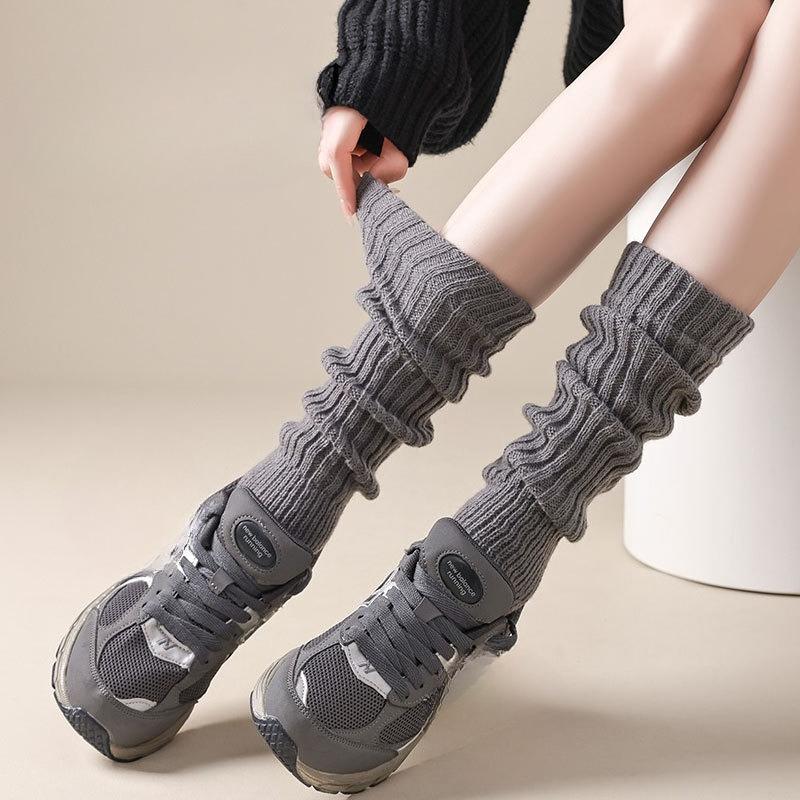 The Grey Calf Socks for Women's Autumn and Winter Are Slimming, Warm and Won't Fall Off. The Thigh-high Boot Covers