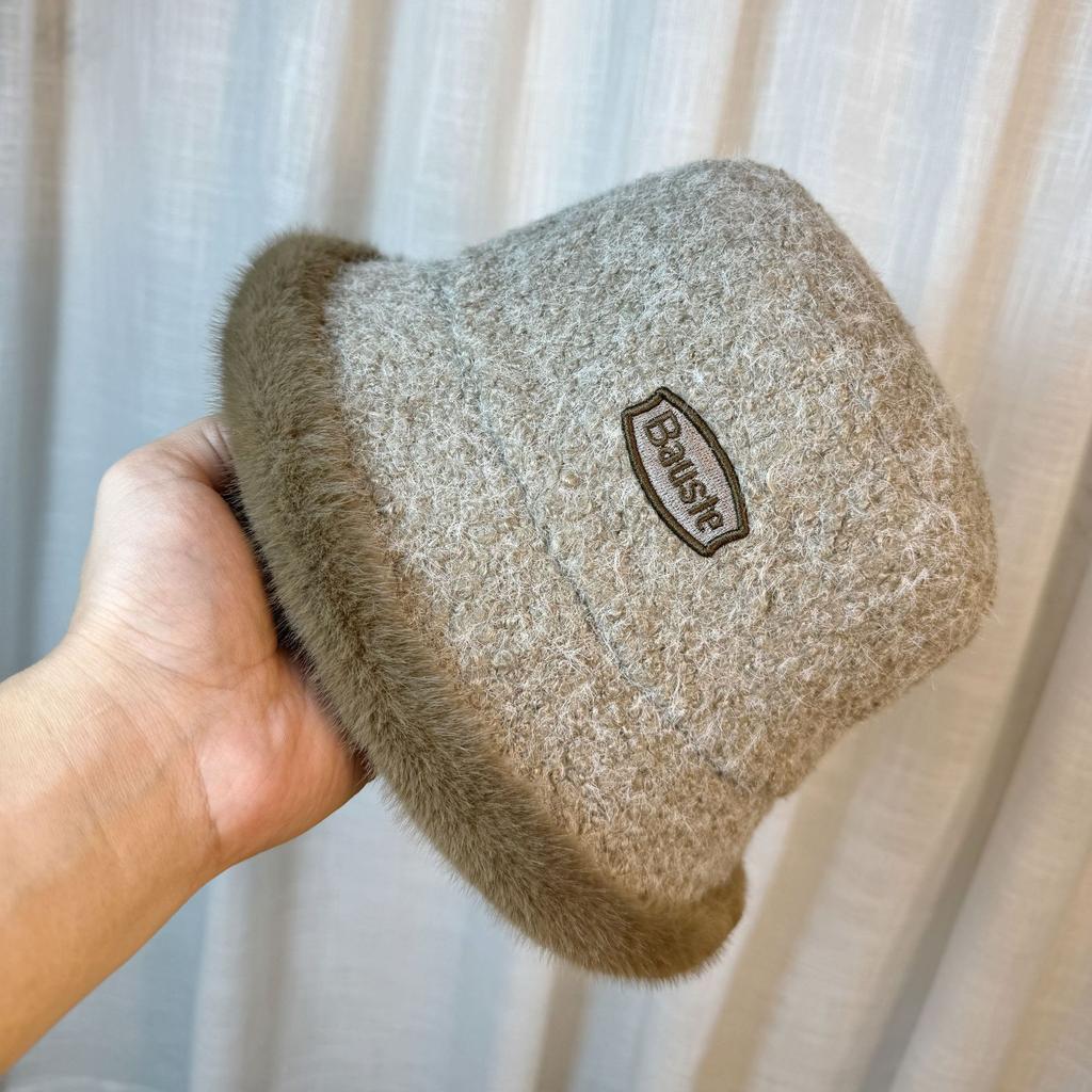 Japanese Autumn and Winter New Style Embroidered Letter Fisherman Hat Warm and Thickened Raw Edge Design Face Showing Small Bucket Hat for Women