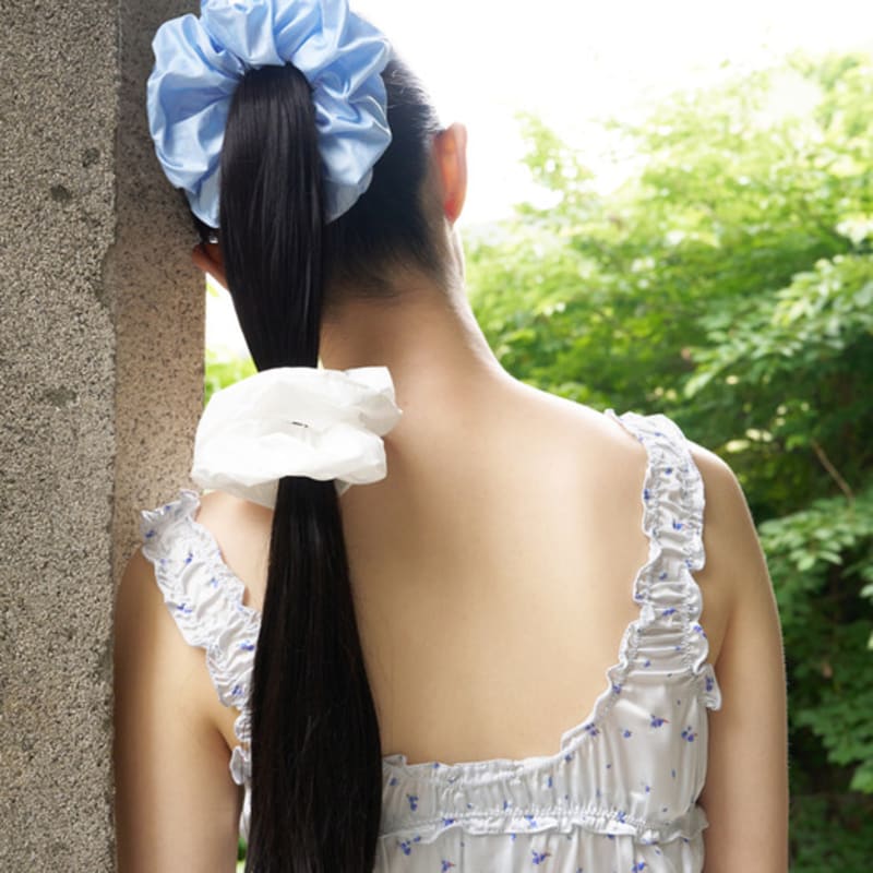 FANTASTIC PLANET Simple Summer Scrunchie (3colors)
