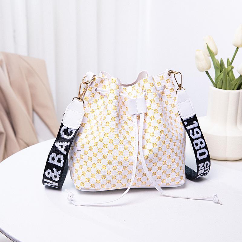 Trendy 2022 Women's Soft Leather Bucket Bag - Large Capacity Shoulder & Crossbody