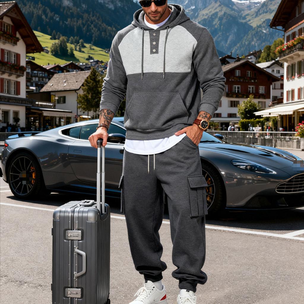 Lässiger Sportanzug für Herren: Kapuzen-Sweatshirt mit Kordelzug, Knopfleiste und Farbblockdesign mit Jogger-Taschen