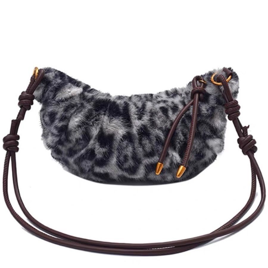 Fashion niche leopard print bag women s new retro dumpling messenger bag horn fluff shoulder K чёрный