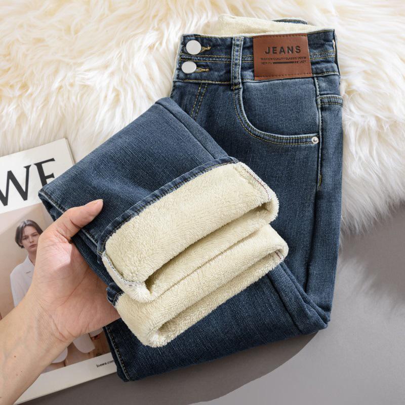 High-Quality Black Fleece-Lined Straight-Leg Jeans for Women - 2025 Autumn/Winter Edition, Plus Loose Slimming Design, Cigarette Style, Size 30