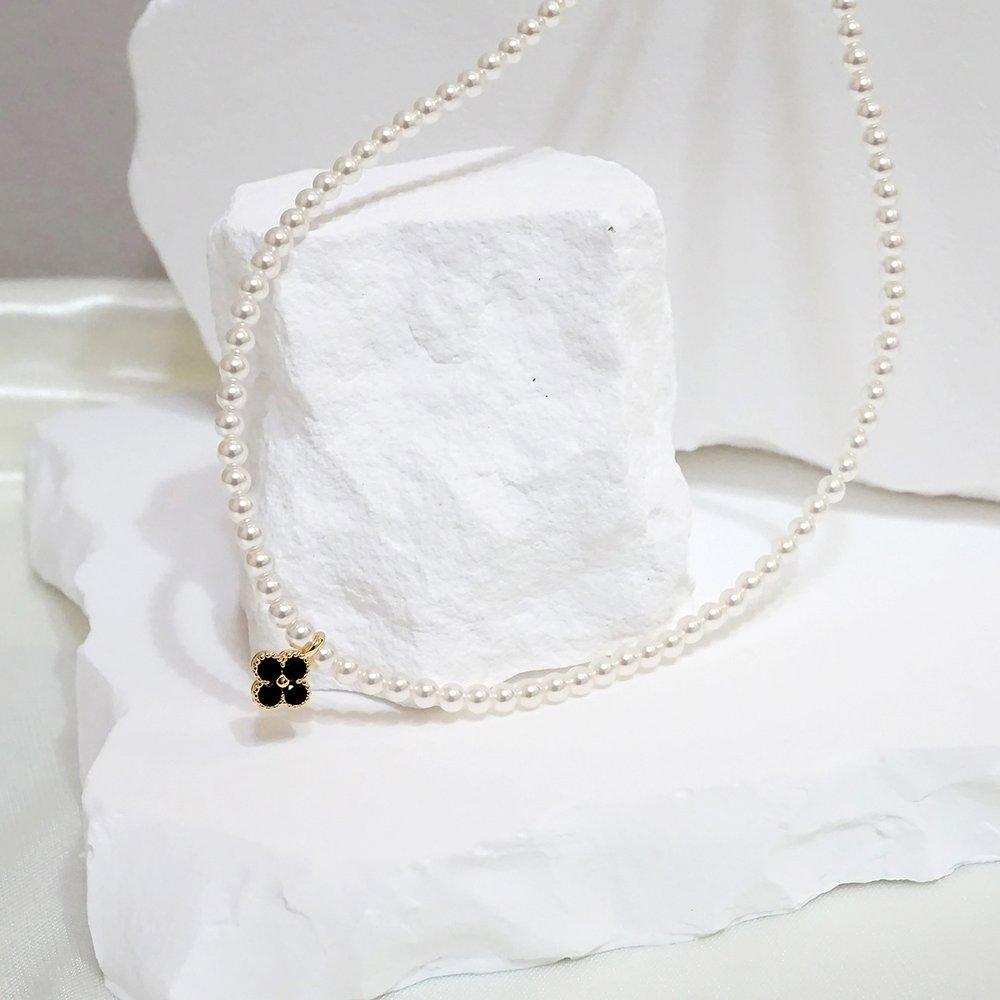 Flower 3mm pearl necklace