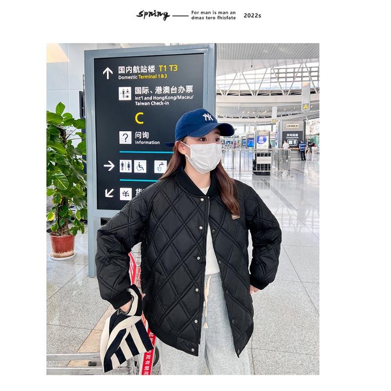 

Женская новая ветрозащитная легкая утолщенная пушистая теплая холодная свободная короткая куртка из высококачественной ткани в ромбовидную клетку, повседневная спортивная XXL чёрный