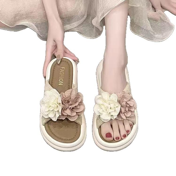 New one-word slippers women's summer wear Internet celebrity two-color flower thick bottom cool slippers fashion non-slip comfortable beach sandals