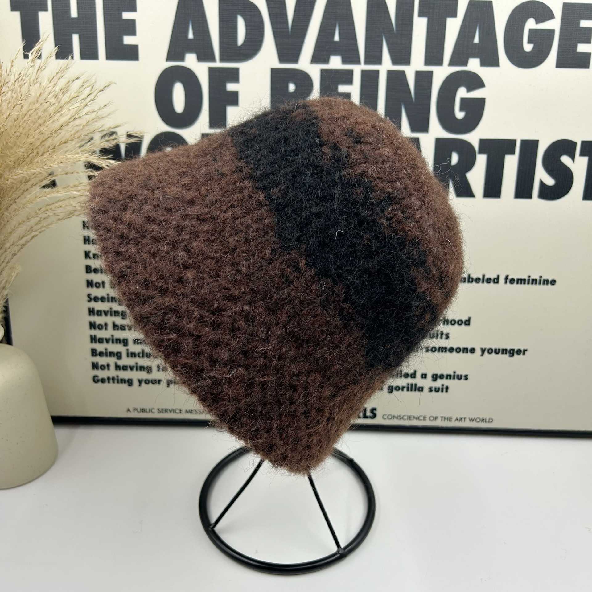 

Retro Niche Jacquard Knitted Wool Hat Women S Season Face Small Bucket Hat Versatile Warm Wool Bucket Hat M（56-58cm） темно-коричневого кольору