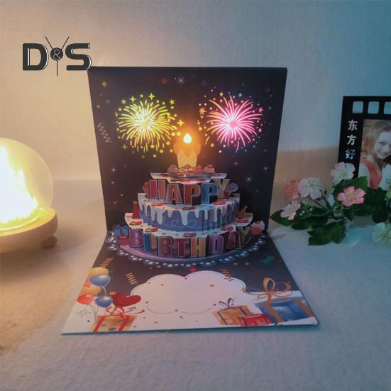 3D Pop Up Bursdagskort Bursdagskake Gratulasjonskort med Pyroteknikk Musikk Blåsbare stearinlys Bursdagsoverraskelse Minne til henne Ham
