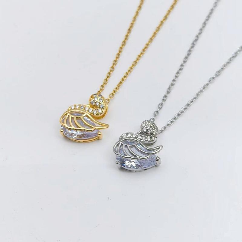 1 Pcs Fashion Little Swan Copper Pendant with Rhinestone Necklace Female Collarbone Chain Girls' Elegant Accessories