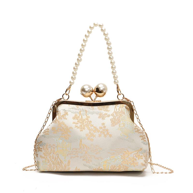 New Chinese Style Embroidered Bag Women's 2025 New Pearl Chain Messenger Bag Super Fire Niche Portable Gold Bag
