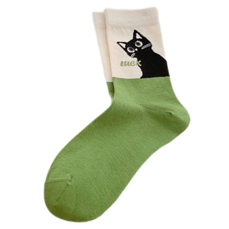 Fashionable Middle Calf Socks with Cartoon Cats Print in Soft Cotton Color Block Student Crew Socks Hosiery for Women