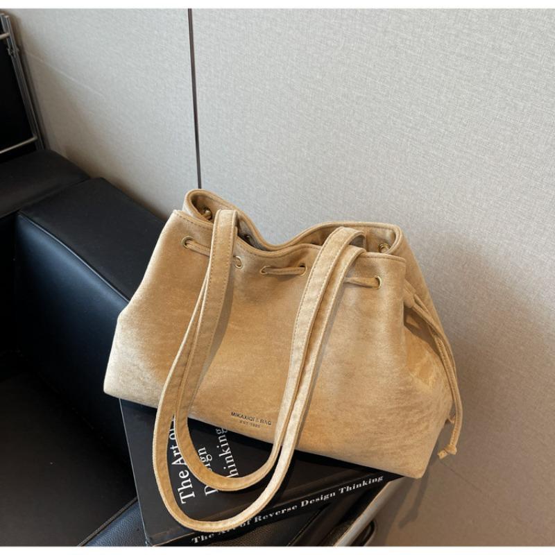 

Текстурированная маленькая сумка женская осенняя новая сумка на плечо подмышку сумка-тоут с дизайнерским чувством для поездок на работу