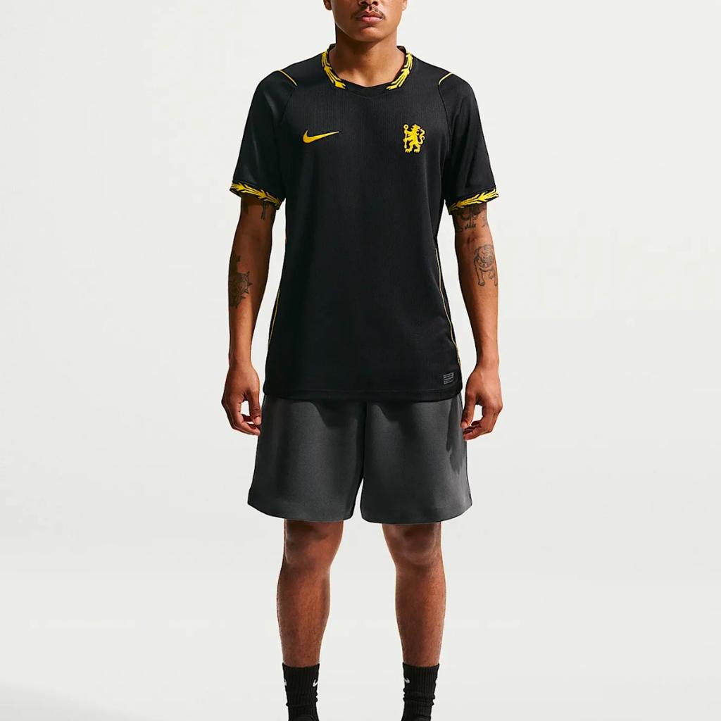 Nike Dri-FIT Stagione 2026/27 Chelsea Maglia da Calcio da Trasferta Asciugatura Rapida Pullover Manica Corta Versione Fan Uomo tops II1941011
