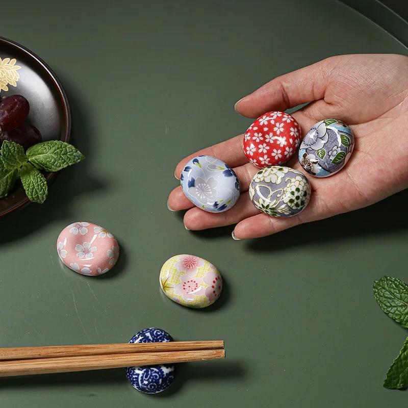 1 Pc New Styles Chopstick Rest Japanese Chopsticks Ceramic Decorative Holder Rack Spoon Fork Kitchen Tools Tableware Accessories