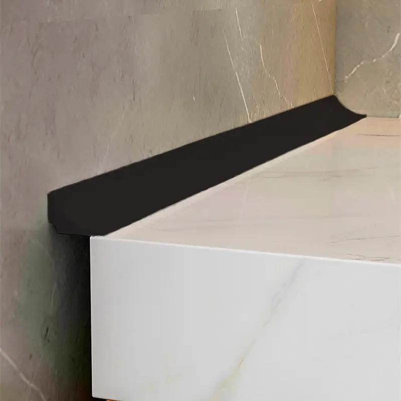 

39.37in Kitchen Water Retaining Strip Self-adhesive Door Seal Retaining Strip Separation Shower Dam Barrier Bathroom Accessory 39.37in чорний