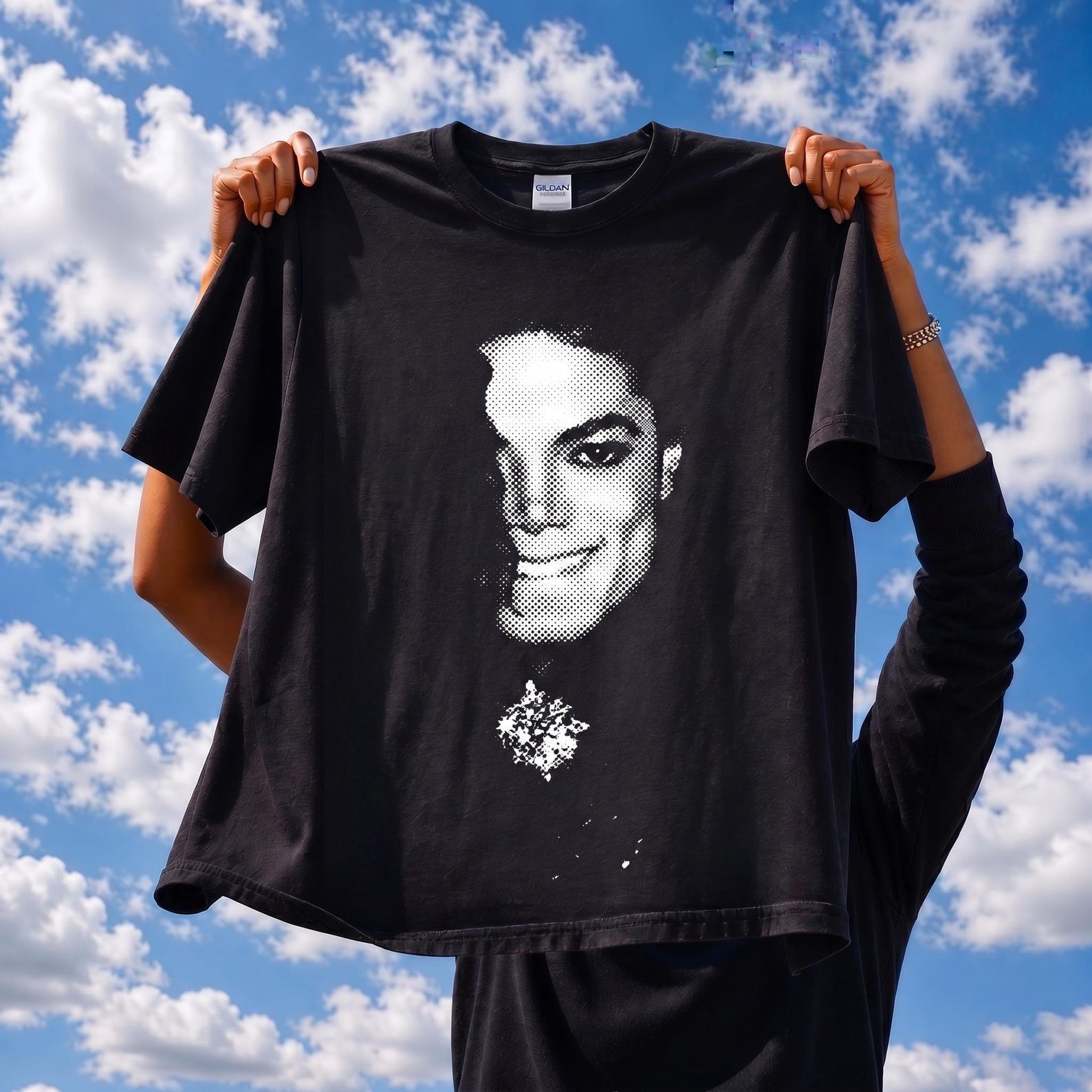 Michael Jackson Halftone Tee, MJ Face Graphic Shirt, King of Pop Fan Gift M