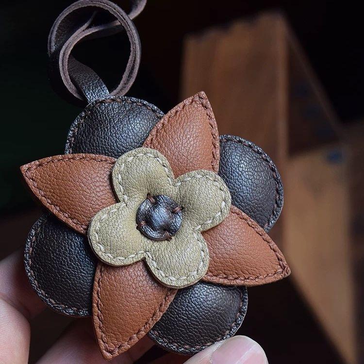 Handmade Leather Car Keychain Flower Series, High-End Retro Style