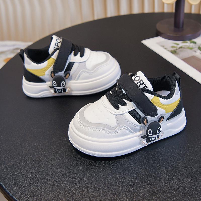 2026 Kids' Soft-Soled White Walking & Skate Shoes – Trendy Spring/Autumn Style for Boys & Girls