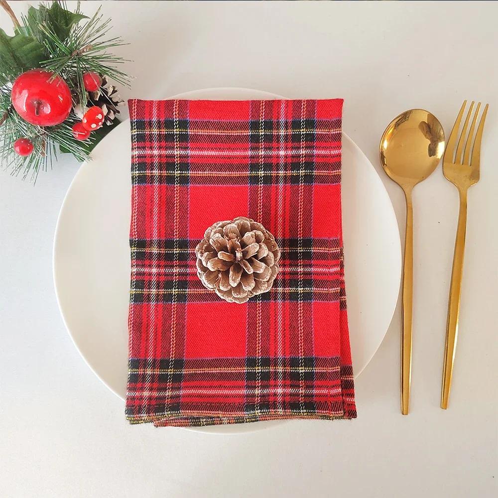 Set of 4 Christmas Napkins Plaid Red Black 15.7X15.7Inches Washable Reusable for Holiday Christmas Party Table Setting Decor