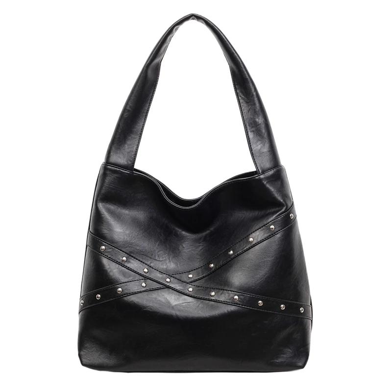 High Quality Solid Hasp Faux Suede  Rivet Shoulder Bags for Women Fashiable Versatile Stylish Design Armpit Crossbody Bags