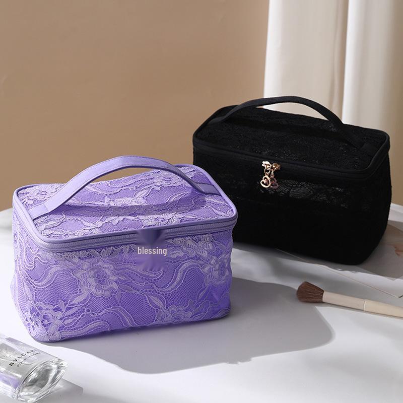 Geantă cosmetică de lux din dantelă de înaltă calitate: Organizator portabil de machiaj și articole de toaletă pentru călătorii (Ediția 2025)