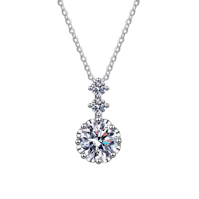 S925 Sterling Silver Necklace Snowflake Women's Classic High-end Jewelry Moissanite Pendant Collarbone Chain 2026