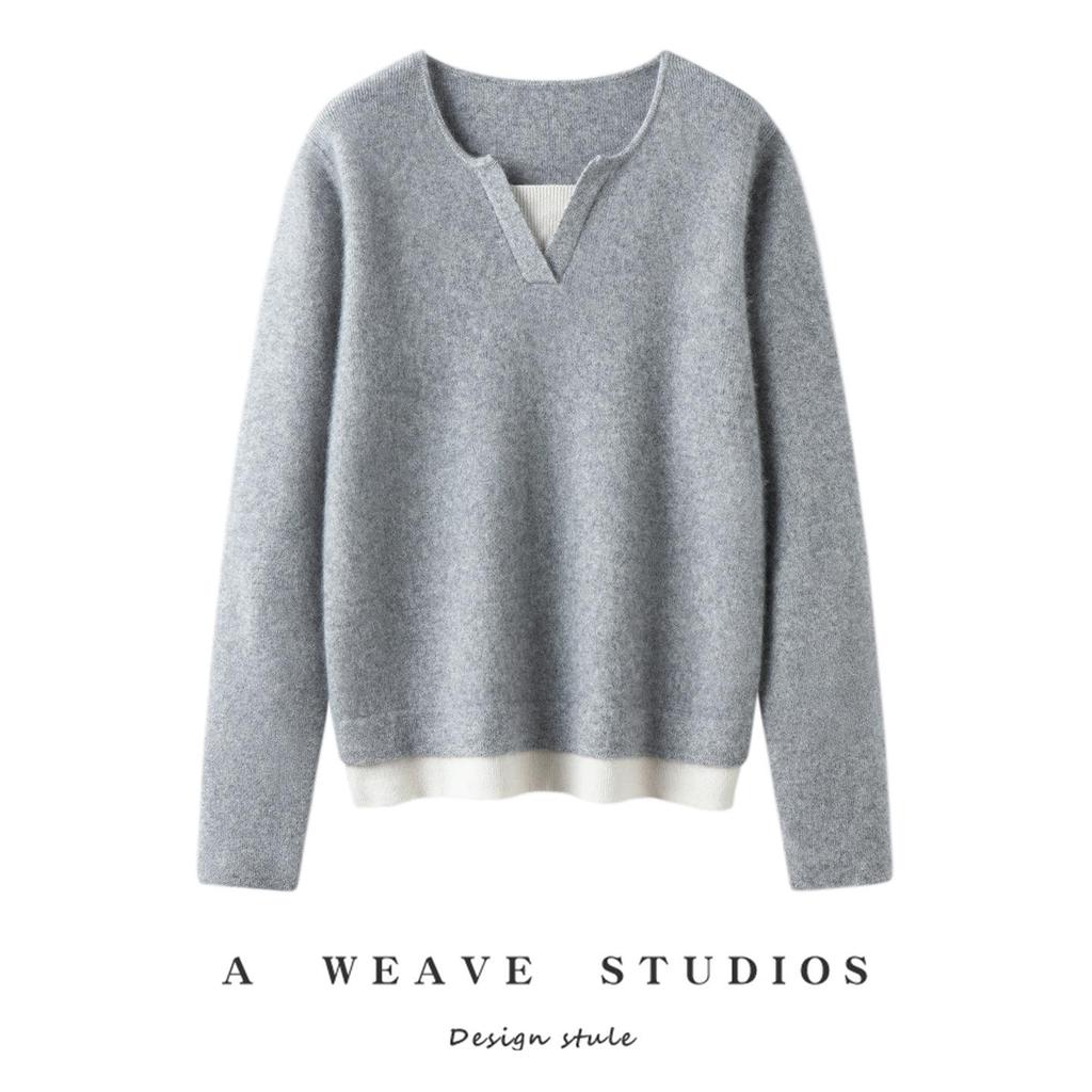 Women's Loose V-Neck Spliced Cashmere Sweater with Contrasting Colors