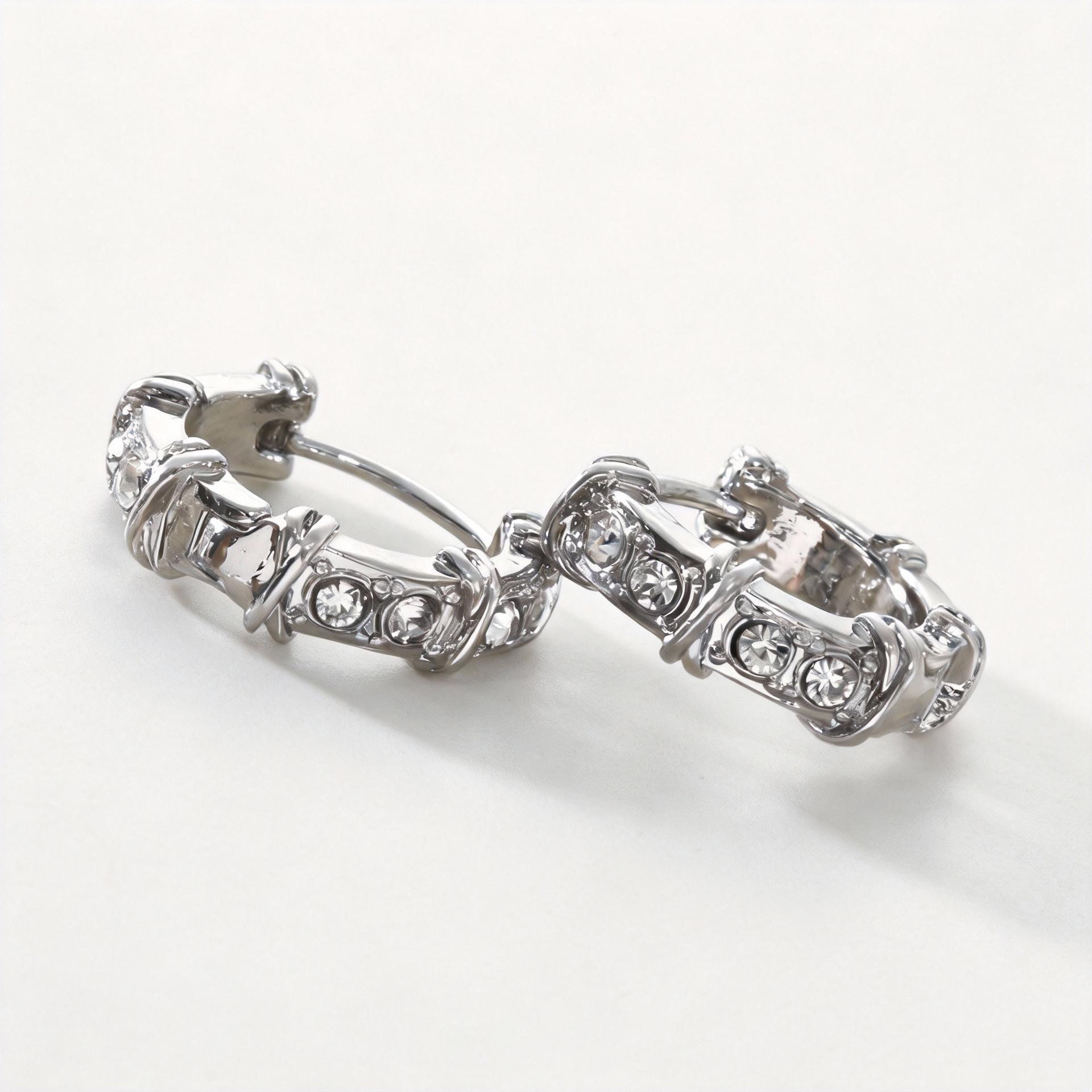

Vintage CC Design Stud Earrings for Women New Korean Fashion Delicate Earring Engagement Jewelry Gifts срібний