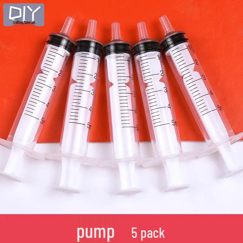 

Набор инструментов для эпоксидной смолы «Сделай сам» с перчатками, мерными стаканчиками, весами, пинцетом, пипеткой, наждачной бумагой, полиролью и пробойником.