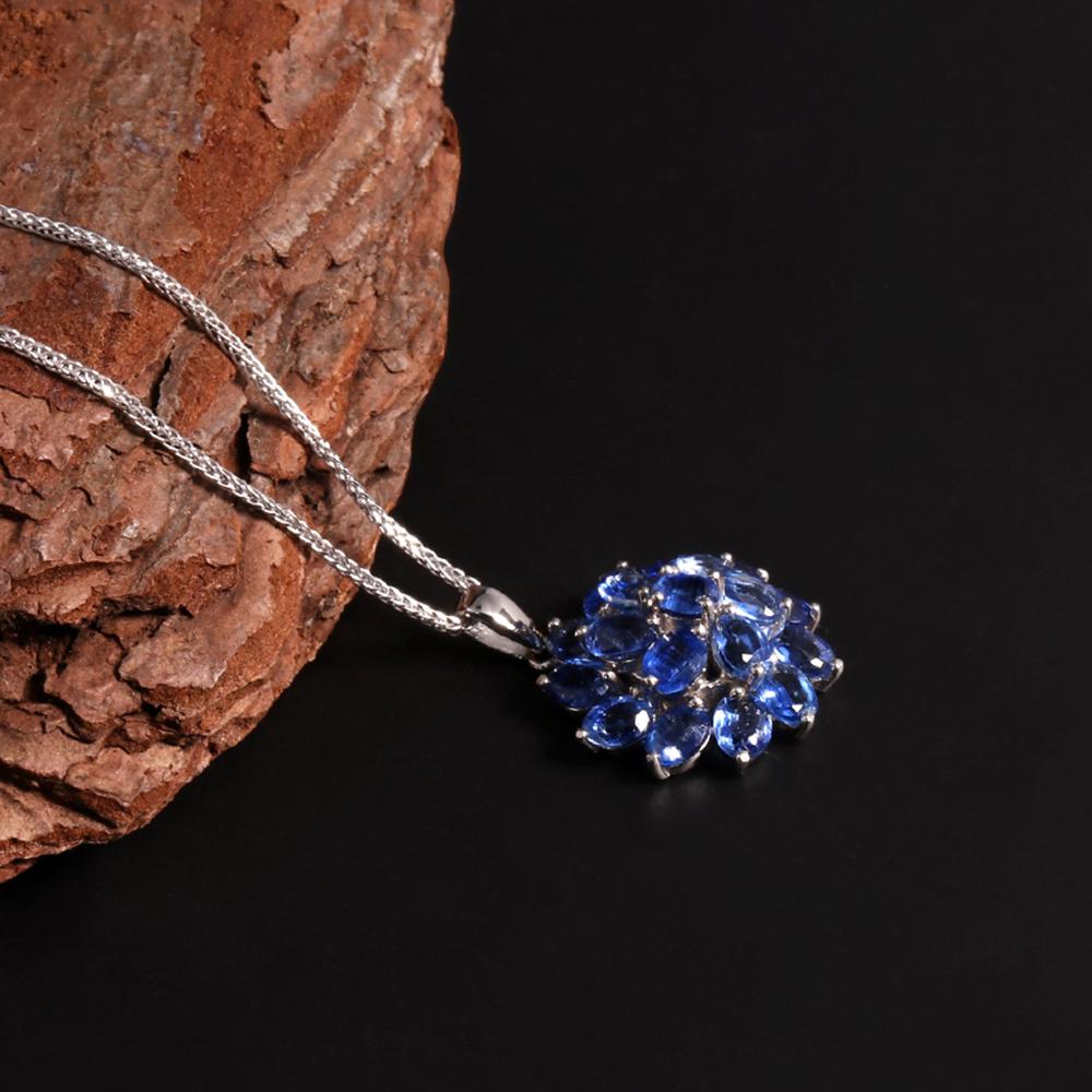 Luxus Natur Blauer Kyanit Edelsteine Anhänger Halskette Blumendesign 925 Silber Echtschmuck für Frauen Jubiläumsfeier Geschenk
