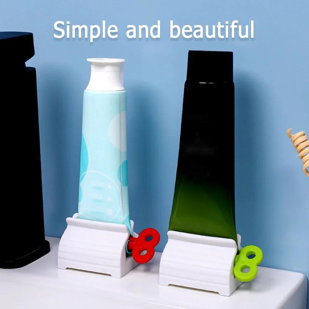 5pcs Toothpaste Squeezer Cosmetic Facial Cleanser Squeezer, Rotating To Squeeze Out Toothpaste Home Goods Bathroom Accessories