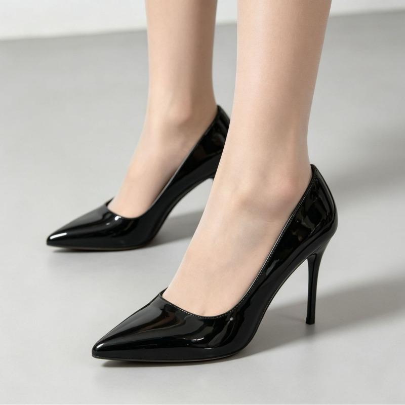 Nuovo stile moda semplici scarpe singole con tacco alto sottile pelle verniciata lucida bocca bassa a punta scarpe da donna tacchi alti