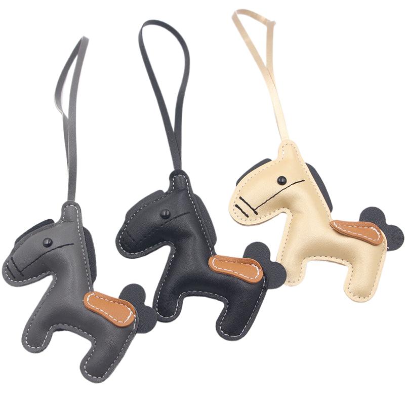 Pu Leather Tiny Horse Key Chains Cute Fashion Women Men'S Cartoon Horse Car Keyring Bag Pendant Charm New Year Jewelry Gifts
