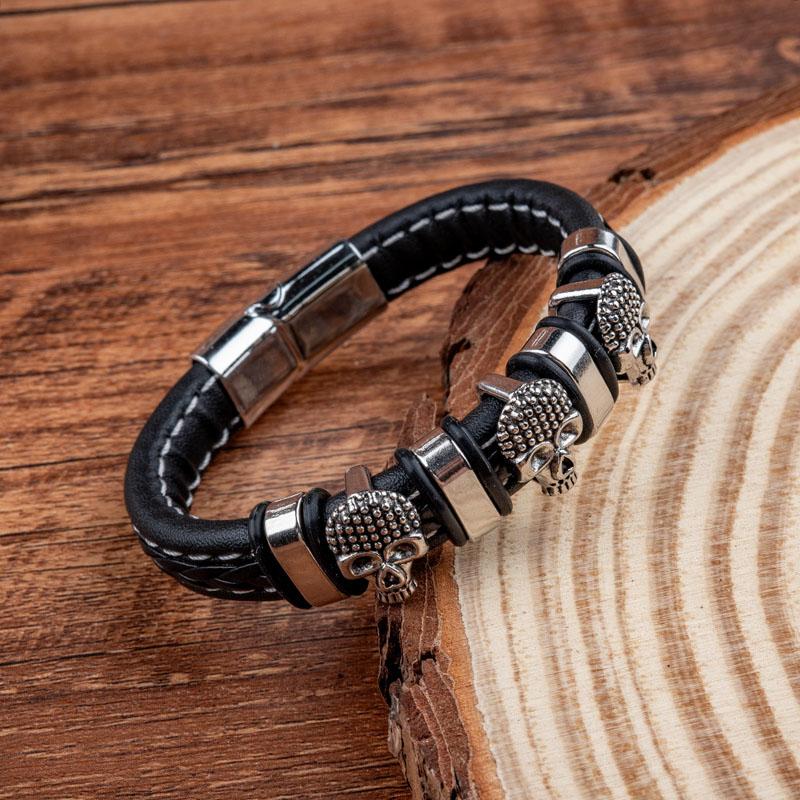 Bracciale in Pelle Teschio Scheletro Punk Gotico per Uomo Steampunk Statement Mano Nuovo Chiusura Magnetica Braccialetti a Polsino in Pelle