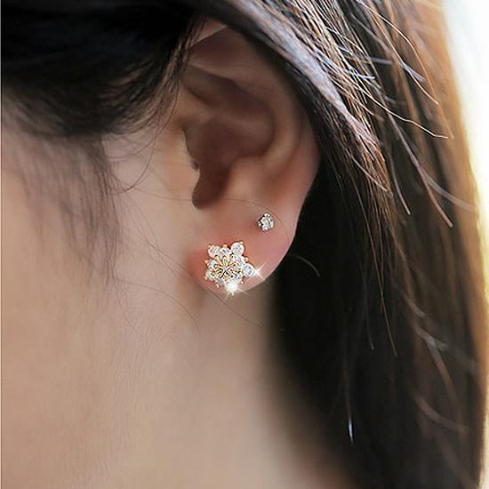 Korean Style Zircon Snowflake Earrings - Elegant & Versatile Women's Design