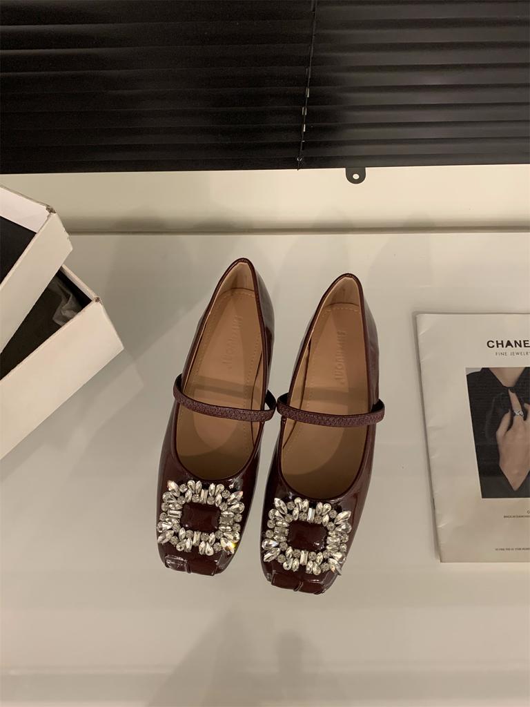 Dámské boty s plochým dnem, francouzské stříbrné boty Mary Jane, nové jarní a podzimní boty s čtvercovou hlavou a červenými kamínky, večerní boty